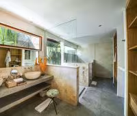 Villa Abaca Iluh, Baño principal